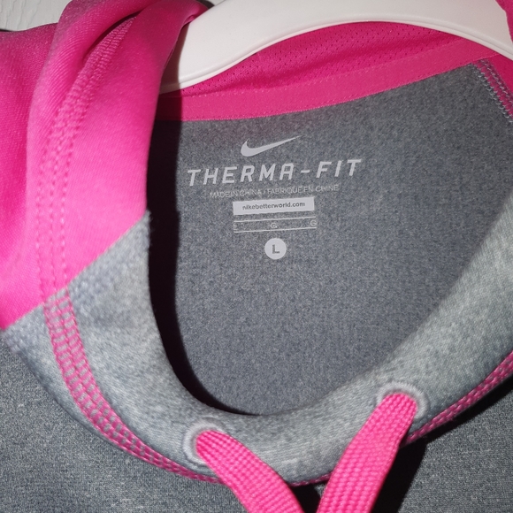 Nike Therma-Fit Hoodie - Picture 2 of 5